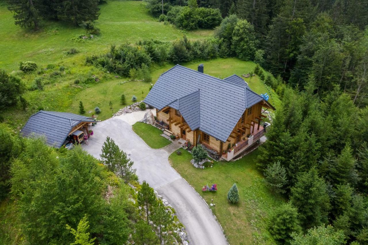 Apartment Pod Skalco Jesenice Ngoại thất bức ảnh
